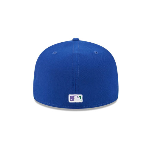 Chicago Cubs Bubblegum Fan Fitted Cap in Blue