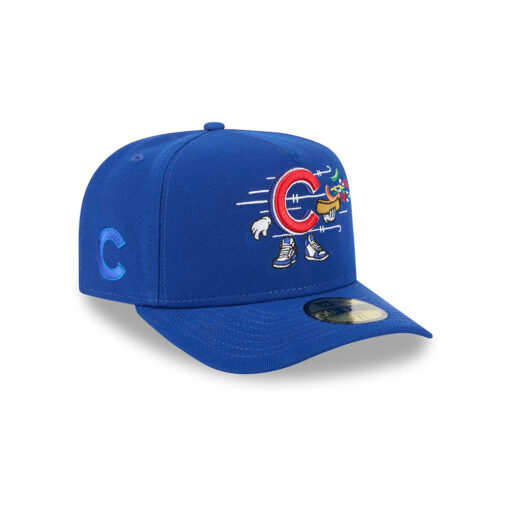 Chicago Cubs Cartoon Fan Fitted Cap in Navy