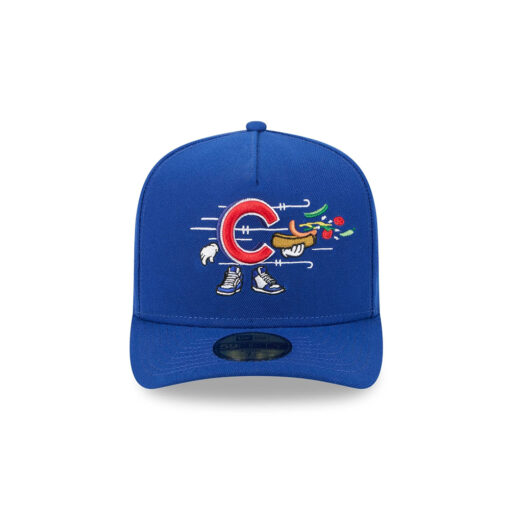 Chicago Cubs Cartoon Fan Fitted Cap in Navy