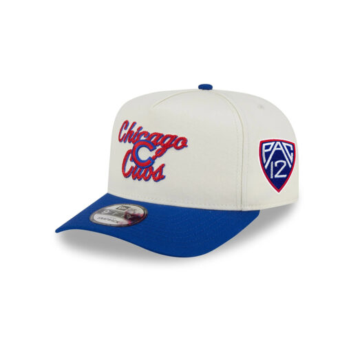 Chicago Cubs Chainstitch Fan Snapback Cap in White Chicago Cubs Chainstitch Fan Snapback Cap in White