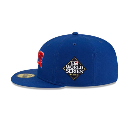 Chicago Cubs Katakana Street Fitted Cap in Blue