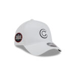 Chicago Cubs Performance Snapback Cap in White