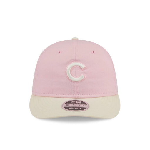 Chicago Cubs Retro Fan Snapback Cap in Light Pink