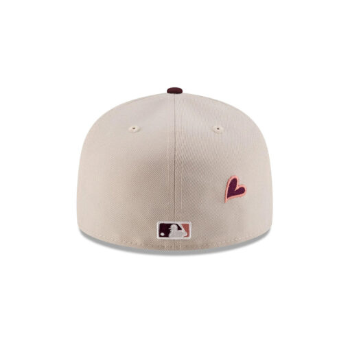 Chicago Cubs Rose Graphic Fitted Cap in Cream