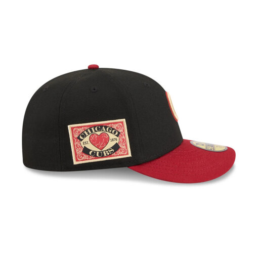 Chicago Cubs Team Card Graphic Fitted Cap in Black