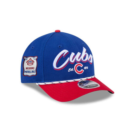 Chicago Cubs Team Loyal Snapback Cap in Blue