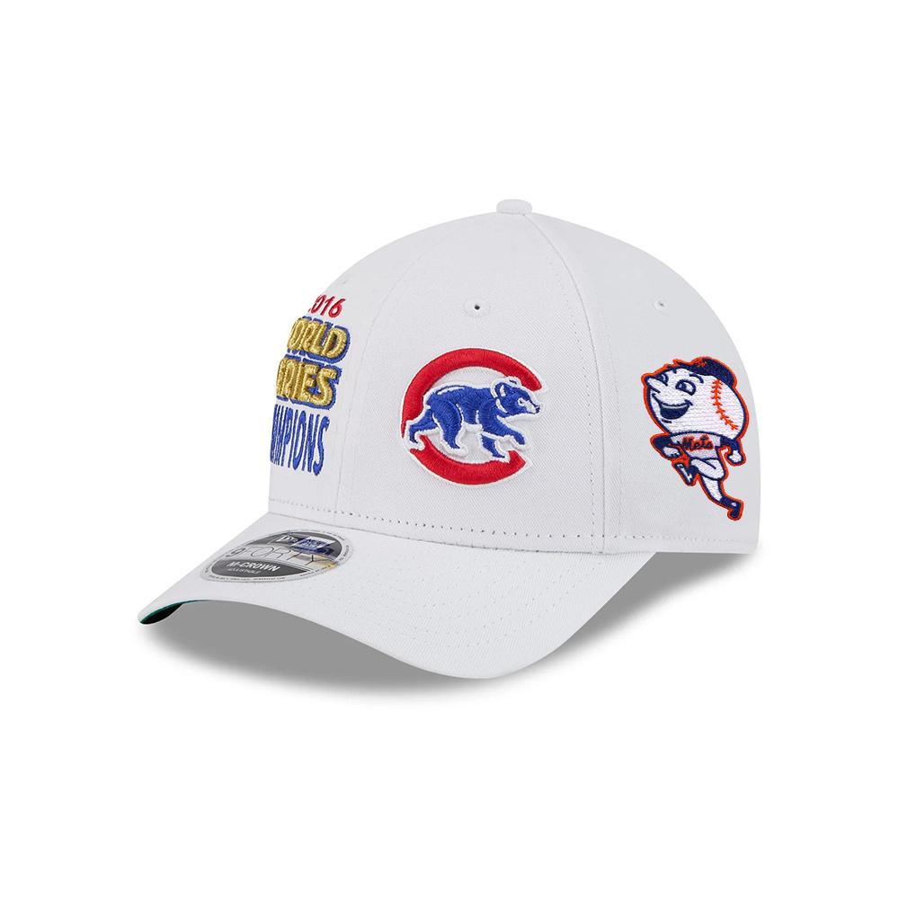 Chicago Cubs Trophy Wordmark M-Crown Snapback in White Chicago Cubs Trophy Wordmark M-Crown Snapback in White
