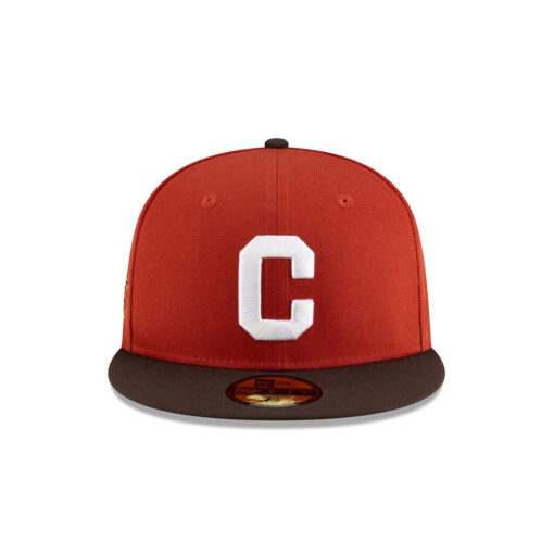 Chicago Cubs Visor Clip Fitted Cap in Red Black