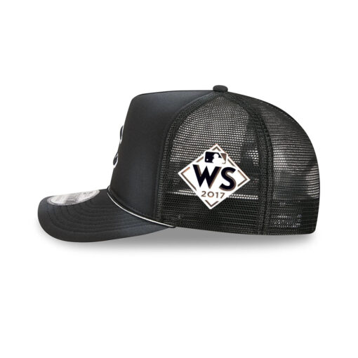 Chicago Cubs Washed Fan Trucker Cap in Black