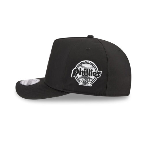 Chicago Cubs Weather-Ready Snapback Cap in Black