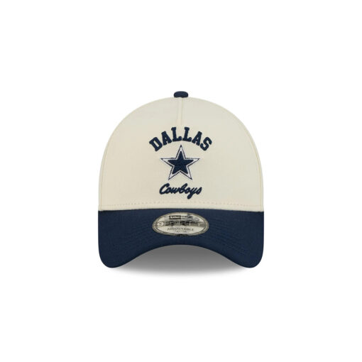 Dallas Cowboys Arched Logo Snapback Cap in Chrome White Dallas Cowboys Arched Logo Snapback Cap in Chrome White