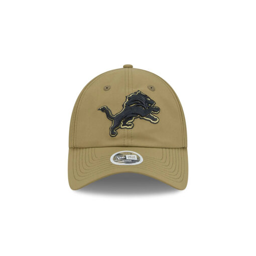 Detroit Lions Tonal Lion Side Patch Snapback Cap in Olive