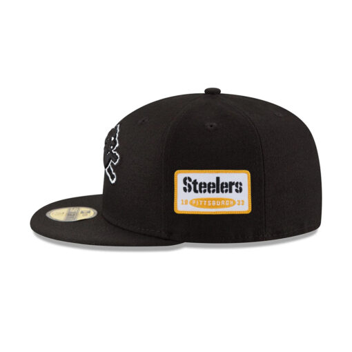 Detroit Lions Classic Snapback Cap in Black and White
