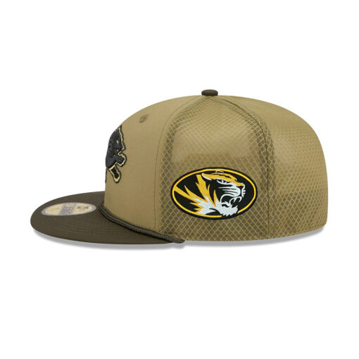 Detroit Lions Tonal Lion Oval Side Patch Trucker Cap in Olive