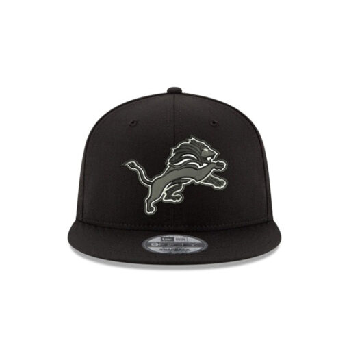 Detroit Lions Tonal Logo Rope Side Patch Snapback Cap in Black
