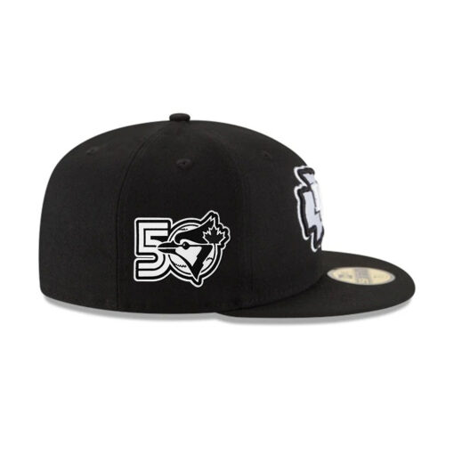 Kansas City Chiefs Fitted Cap in Black and White