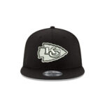Kansas City Chiefs Snapback Cap in Black and White