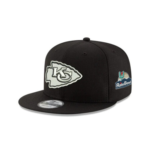 Kansas City Chiefs Snapback Cap in Black and White