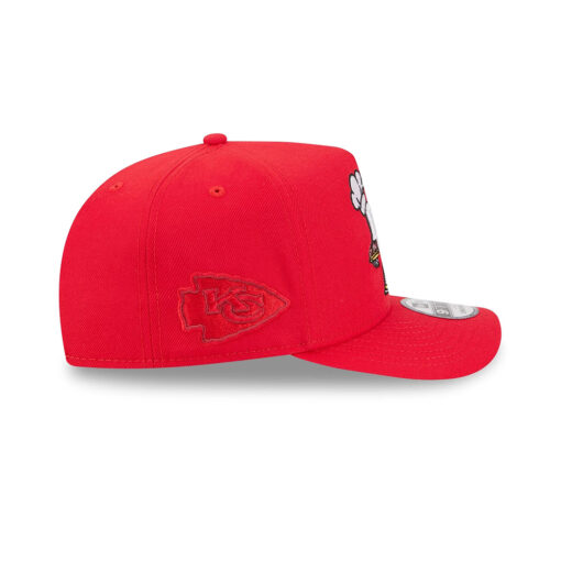 Kansas City Chiefs Cartoon Grill Side Patch Fitted Cap in Red Kansas City Chiefs Cartoon Grill Side Patch Fitted Cap in Red