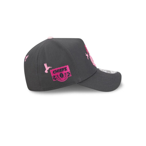 Kansas City Chiefs Day of the Dead Snapback Cap in Graphite Kansas City Chiefs Day of the Dead Snapback Cap in Graphite