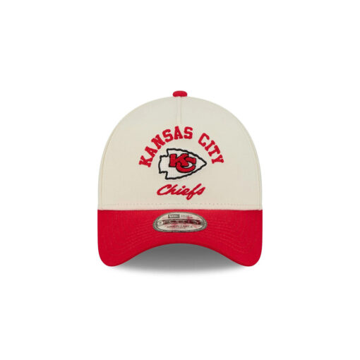Kansas City Chiefs White Classic Chrome Snapback Cap in White