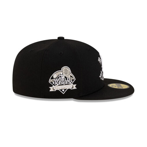 Los Angeles Dodgers 2024 Championship Street Fitted Cap in Black