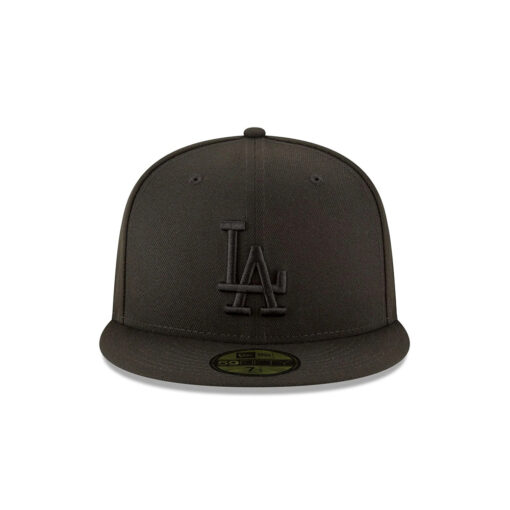 Los Angeles Dodgers Blackout Champions Fitted Cap in Black