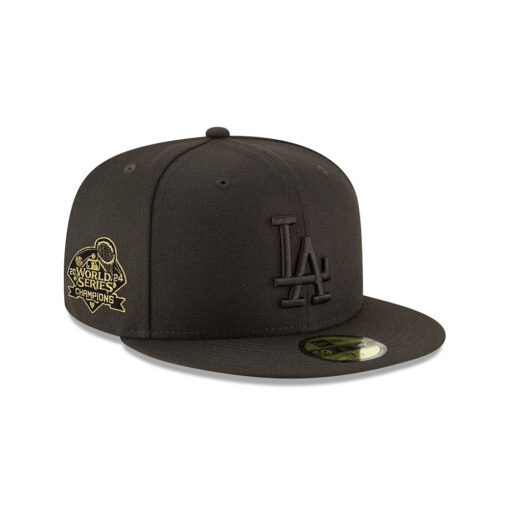 Los Angeles Dodgers Blackout Champions Fitted Cap in Black