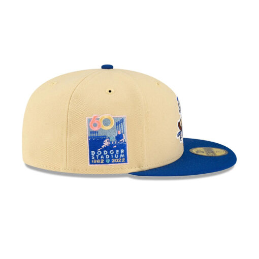 Los Angeles Dodgers Mascot Fitted Cap in Cream