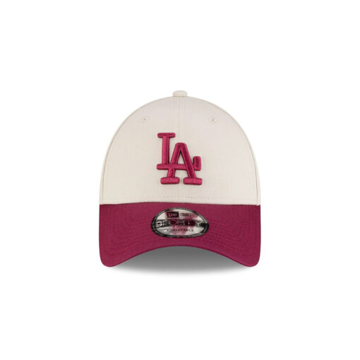 Los Angeles Dodgers Side Script Adjustable Cap in Cream