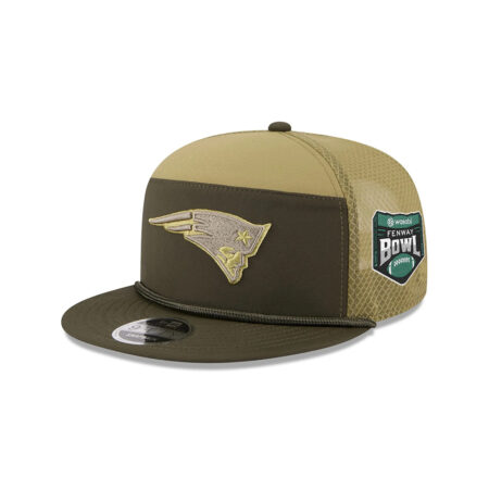 New England Patriots 2025 Salute to Service Split Panel Trucker Cap