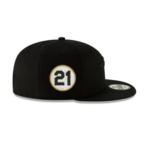 New England Patriots Basic Snapback Cap in Black