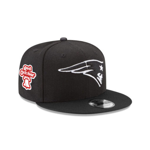 New England Patriots Black and White Snapback Cap in Black and White New England Patriots Black and White Snapback Cap in Black and White