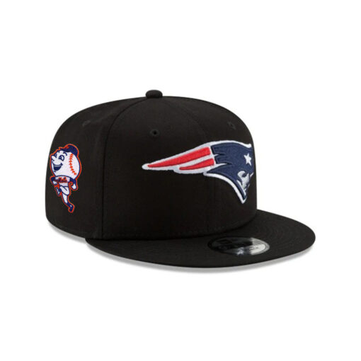 New England Patriots Snapback Cap in Black New England Patriots Snapback Cap in Black
