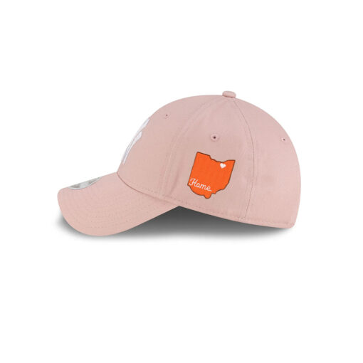 New York Yankees Beaded Floral Women’s Adjustable Cap in Pastel Pink New York Yankees Beaded Floral Women’s Adjustable Cap in Pastel Pink
