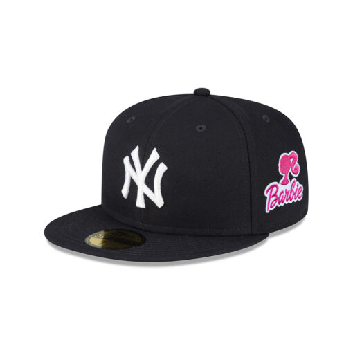 New York Yankees Bellinger Side Patch Fitted Cap in Black