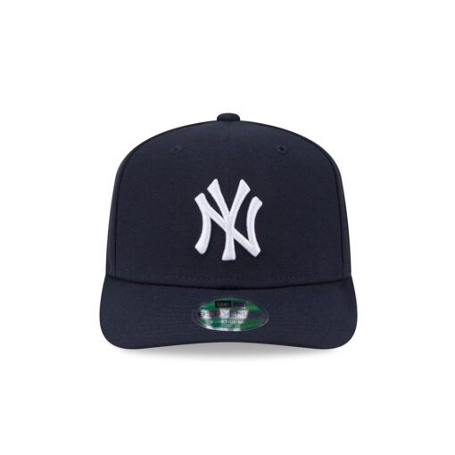 New York Yankees CC Sabathia Tribute Stretch-Snap in Black