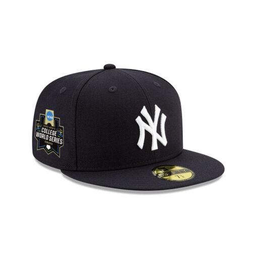 New York Yankees Championship Side Patch Fitted Cap in Black