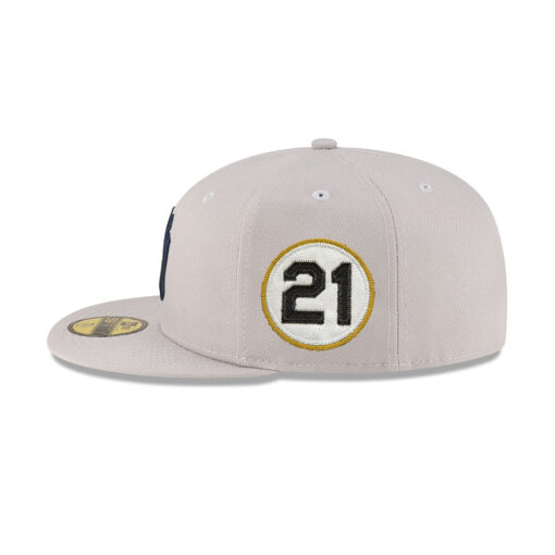New York Yankees City Phrase Fitted Cap in Gray New York Yankees City Phrase Fitted Cap in Gray