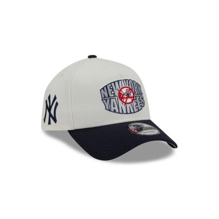 New York Yankees Classic Tone Snapback in White