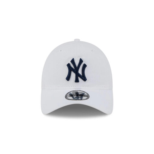 New York Yankees Clean Logo Adjustable Cap in White