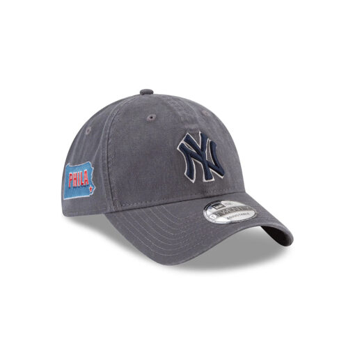 New York Yankees Core Classic Adjustable Cap in Gray New York Yankees Core Classic Adjustable Cap in Gray