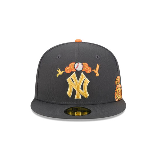 New York Yankees Day of the Dead Fitted Cap in Graphite Black