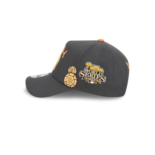 New York Yankees Day of the Dead Snapback in Graphite Black New York Yankees Day of the Dead Snapback in Graphite Black