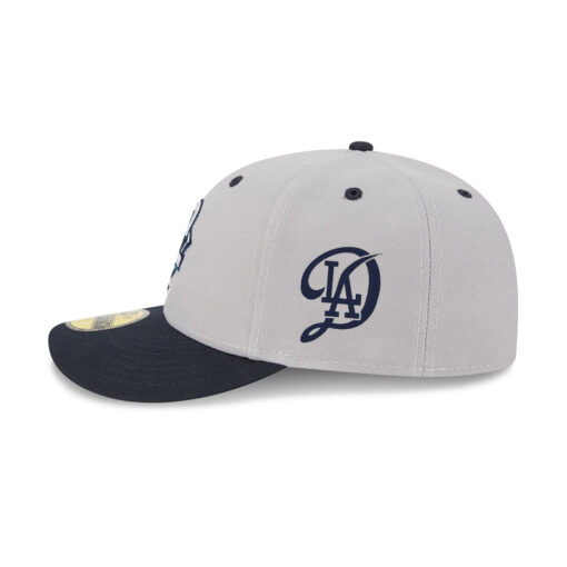 New York Yankees Derek Jeter Number Fitted Cap in Gray New York Yankees Derek Jeter Number Fitted Cap in Gray