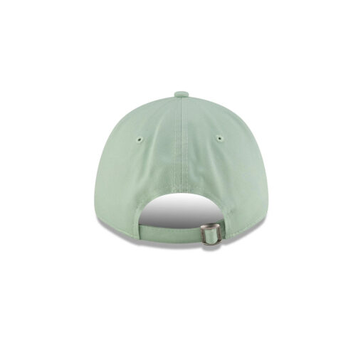 New York Yankees Essential Adjustable Cap in Pastel Green