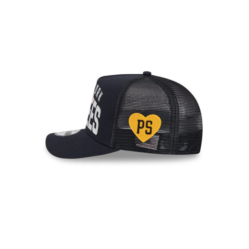 New York Yankees Fade Logo Trucker Cap in Black