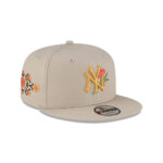 New York Yankees Floral Snapback in Ivory Cream