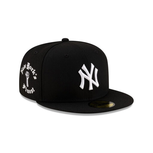 New York Yankees Front Patch Fitted Cap in Black