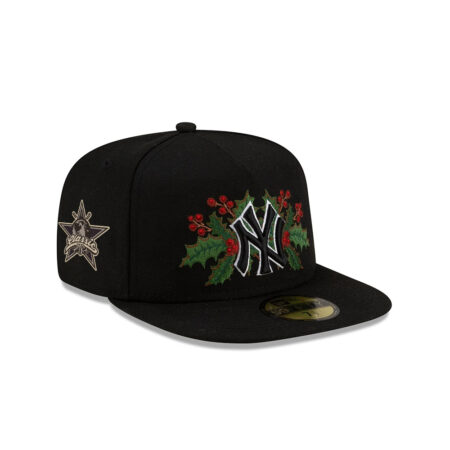 New York Yankees Holiday Floral Fitted Cap in Black